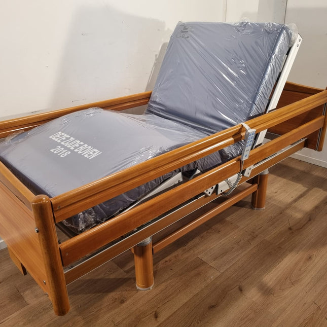 Volker 2080S #38F LANG Elektrisch Hoog Laag Thuiszorg-bed