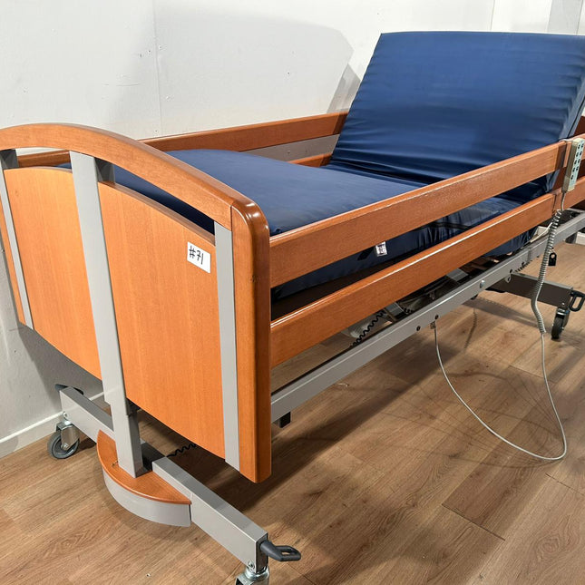 Braekevelt Alpha #71 Elektrisch Hoog Laag Thuiszorg-bed