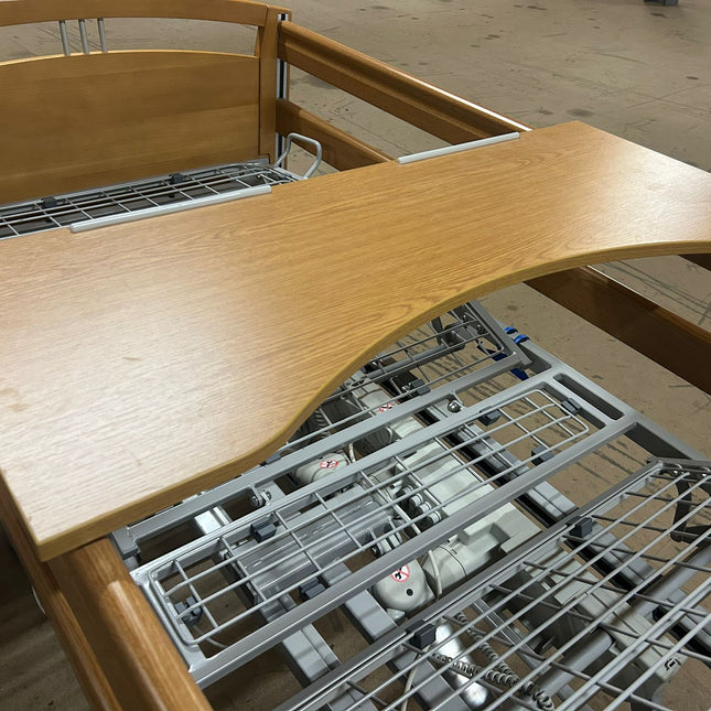 Bedtafeltje voor een FMB Elektrisch Hoog Laag Thuiszorgbed