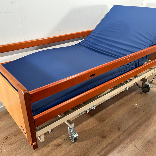 Invacare 400 #81 Elektrisch Hoog-Laag Demontabel Thuiszorgbed