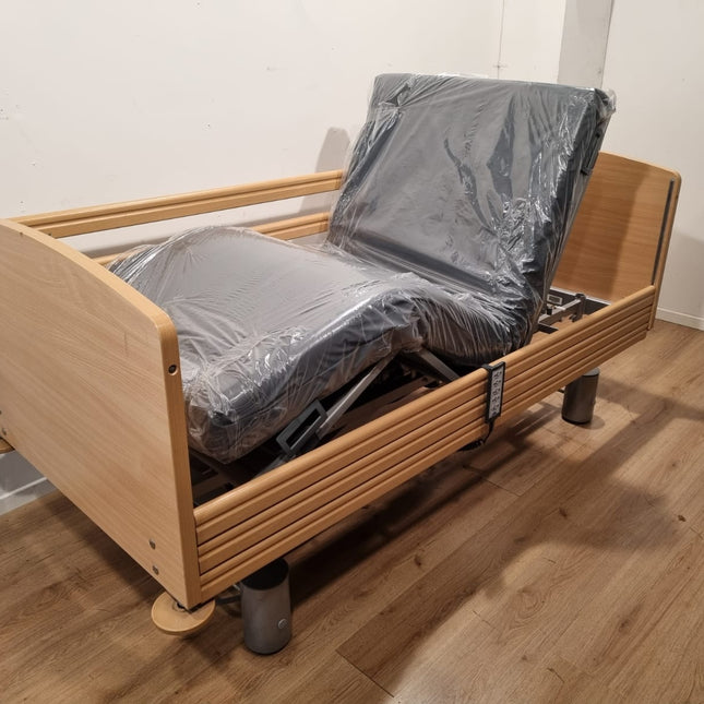 Stiegelmeyer Elvido #11D  Elektrisch Hoog Laag Thuiszorg-bed