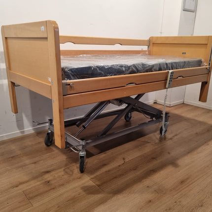 Braekevelt HL #73 Elektrisch Hoog Laag Thuiszorg-bed