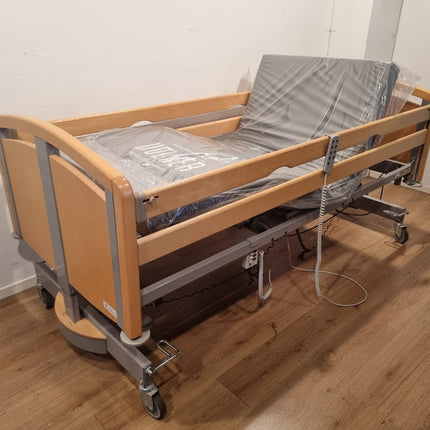 Braekevelt Alpha #79A Elektrisch Hoog Laag Thuiszorg-bed