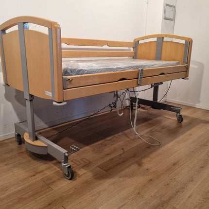 Braekevelt Alpha #79A Elektrisch Hoog Laag Thuiszorg-bed