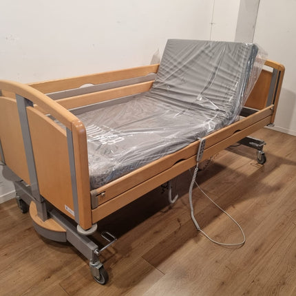 Braekevelt Alpha #79A Elektrisch Hoog Laag Thuiszorg-bed