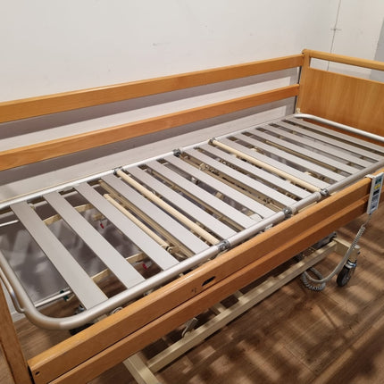 Invacare SB 750 #80C Elektrisch Hoog Laag Demontabel Thuiszorg-bed