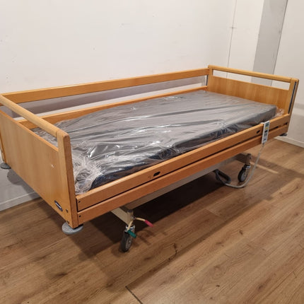 Invacare SB 750 #80C Elektrisch Hoog Laag Demontabel Thuiszorg-bed