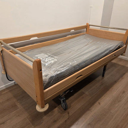 Stiegelmeyer 5045 #10A Elektrisch Hoog laag Thuiszorg-bed