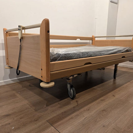 Stiegelmeyer 5045 #10A Elektrisch Hoog laag Thuiszorg-bed