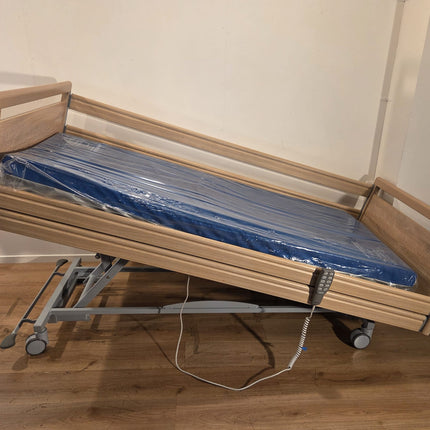Bock Practico Lie Low 25/80 #87B Elektrisch Hoog-Laag-Laag Thuiszorgbed | Extra Laag | Met Garantie