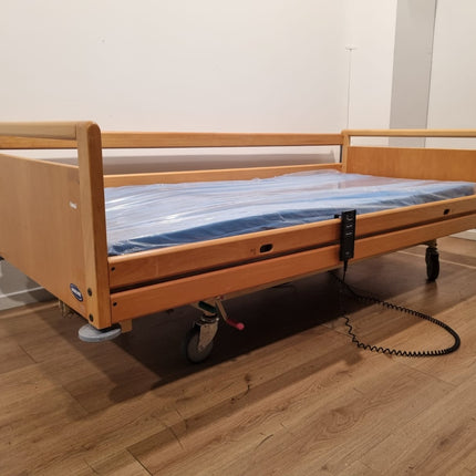 Invacare 400 #80B Elektrisch Hoog-Laag Demontabel Thuiszorg-bed