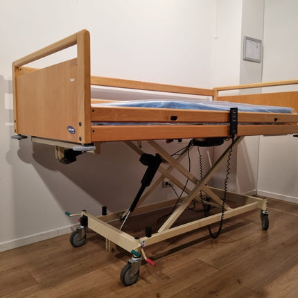 Invacare 400 #80B Elektrisch Hoog-Laag Demontabel Thuiszorg-bed