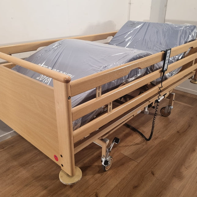 Stiegelmeyer 09C Elektrisch Hoog Laag Thuiszorg-bed