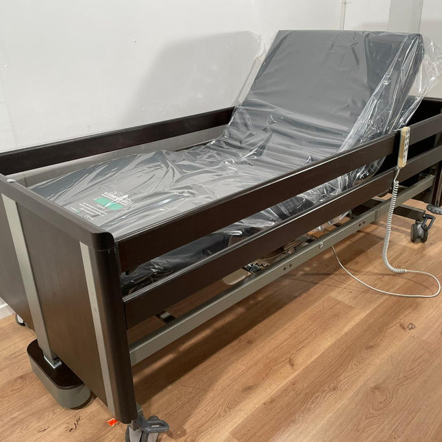 Braekevelt 75 Elektrisch Hoog/Laag Thuiszorgbed